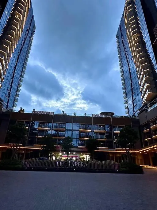 The Metropole Opera Residence Ho Chi Minh City Apartment